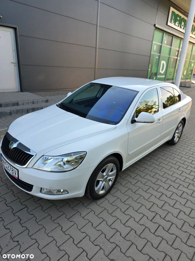 Skoda Octavia 1.6 Elegance EU5 - 8