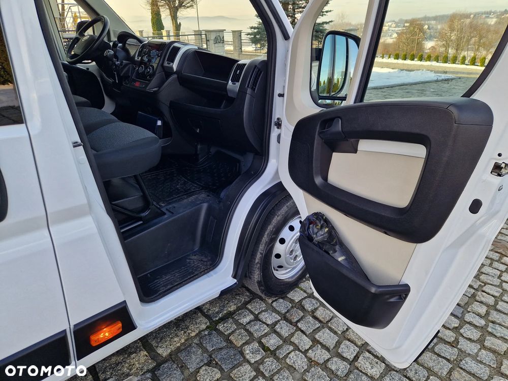 Renault Master Furgon L3H2 Osobowy Stan BDB Finasowanie - 16