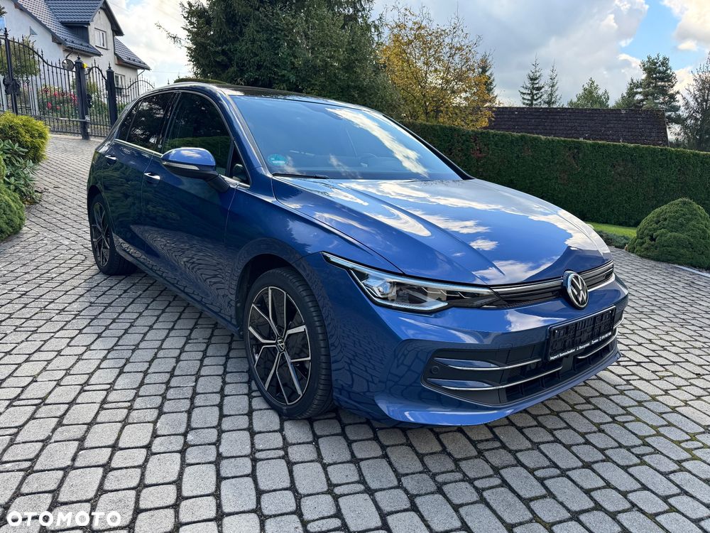 Volkswagen Golf - 2