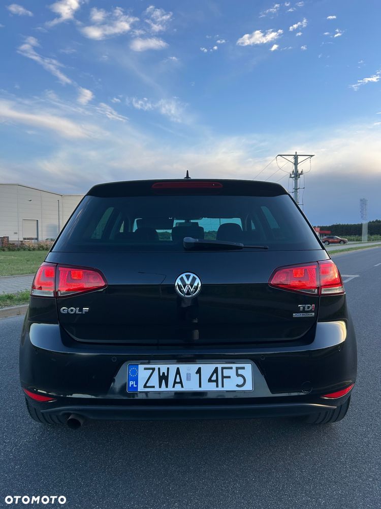 Volkswagen Golf 1.6 TDI Highline - 5
