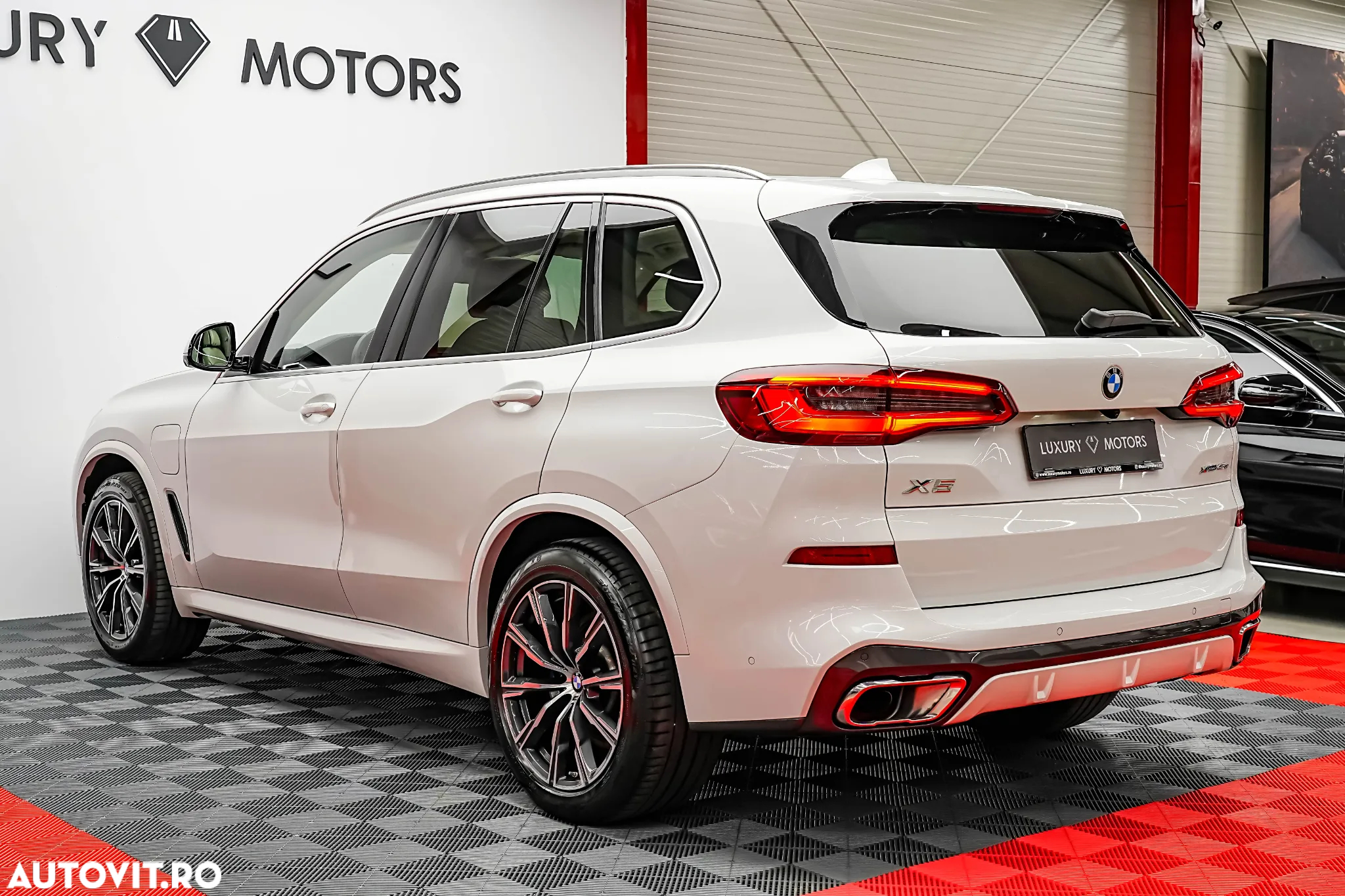 BMW X5 xDrive45e AT PHEV - 11