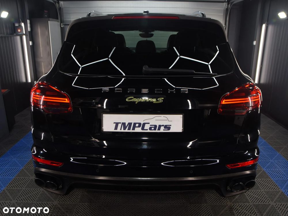 Porsche Cayenne S E-Hybrid Platinum Edition - 34