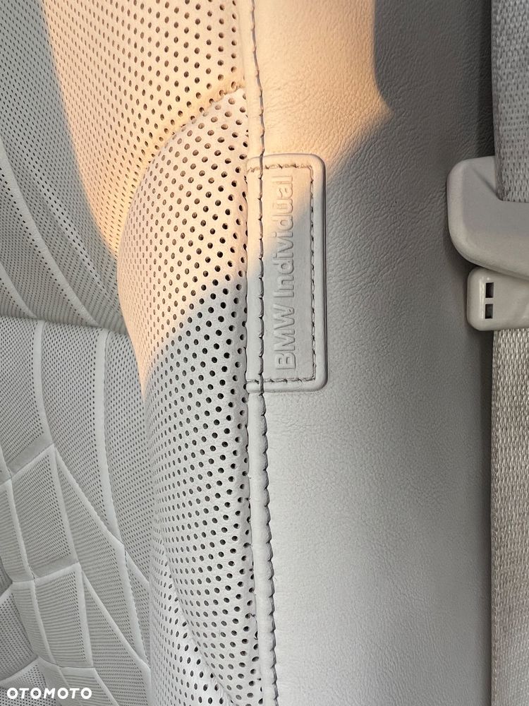 BMW Seria 7 740d xDrive - 33