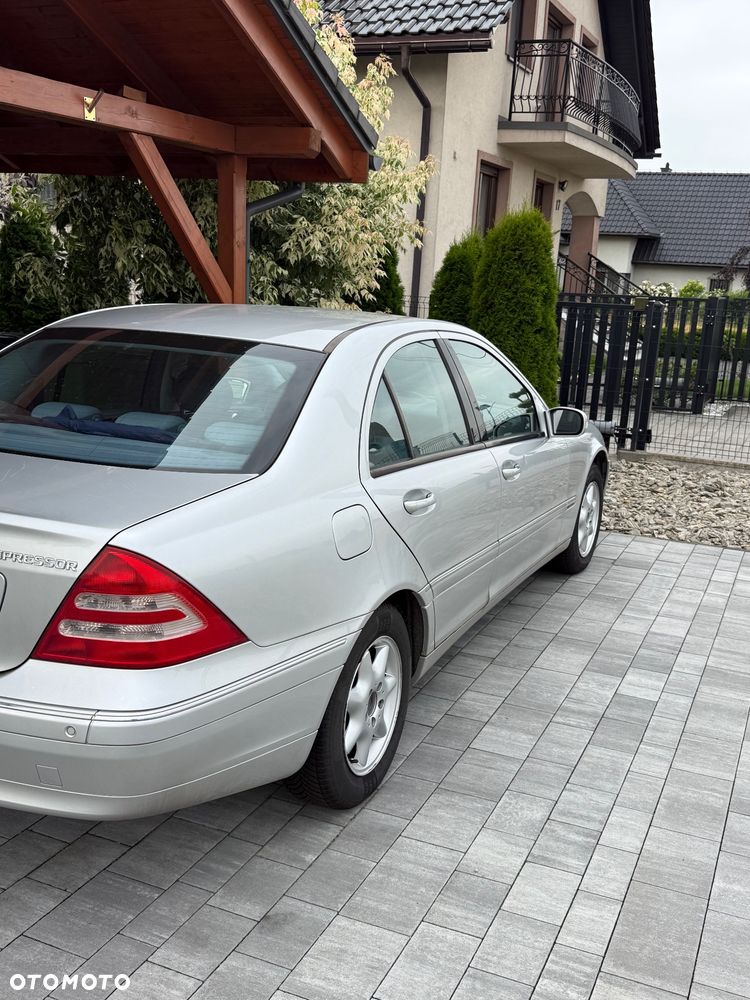 Mercedes-Benz Klasa C 200 Kompressor Automatik Avantgarde - 7