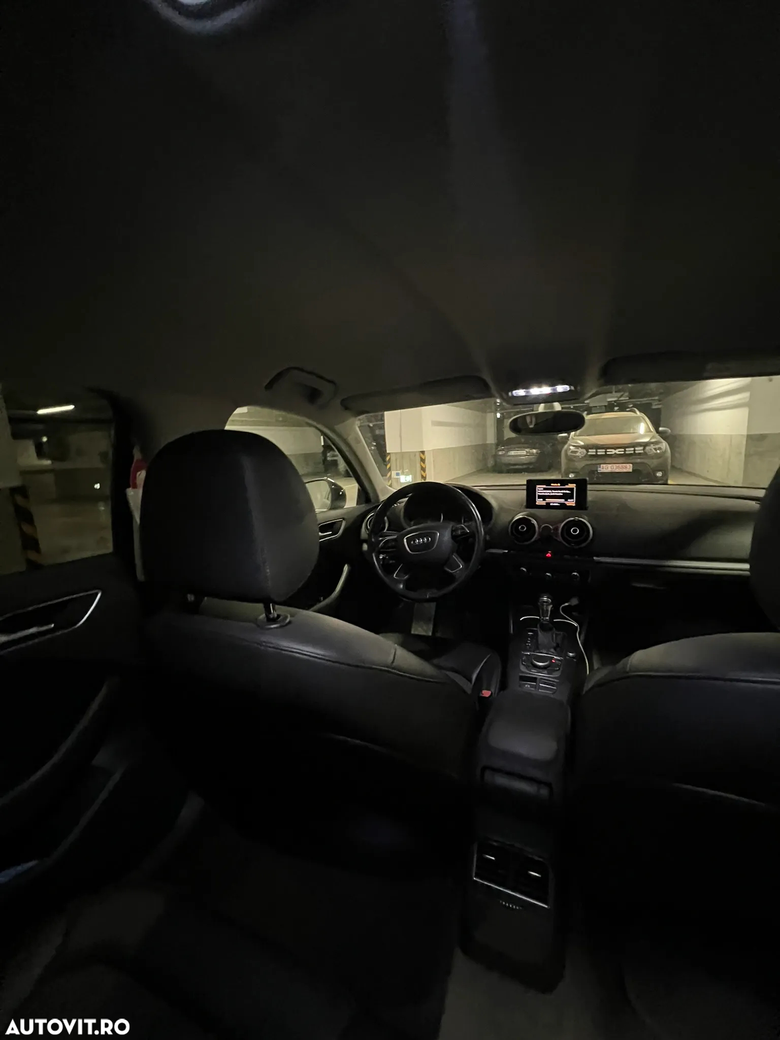Audi A3 Sportback 1.6 TDI Stronic Ambition - 7
