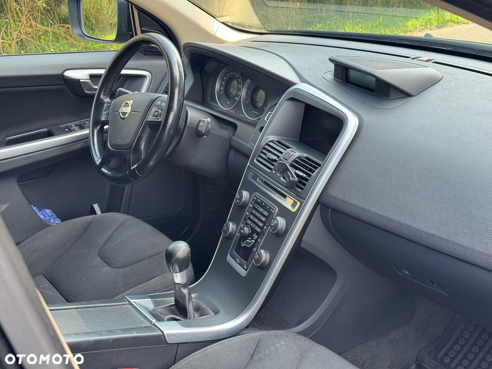 Volvo XC 60 D4 Kinetic - 7