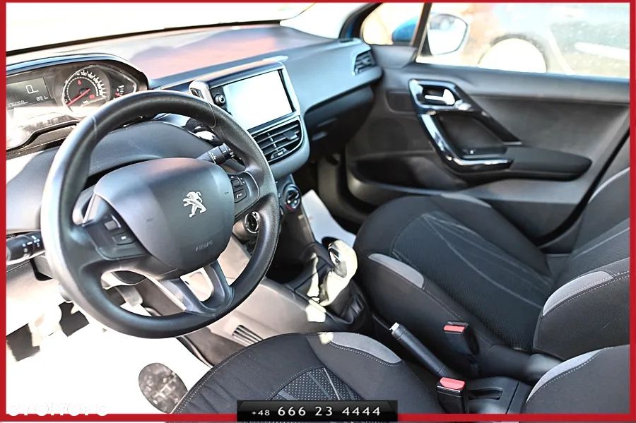 Peugeot 208 1.4 VTi Allure - 18