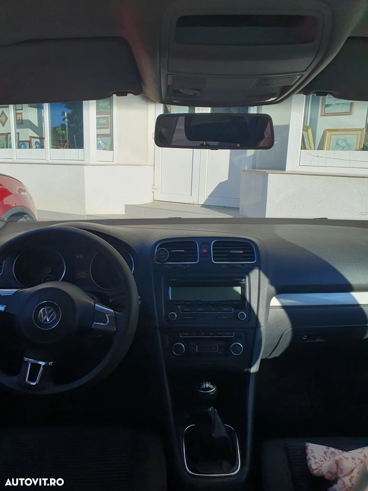 Volkswagen Golf - 5