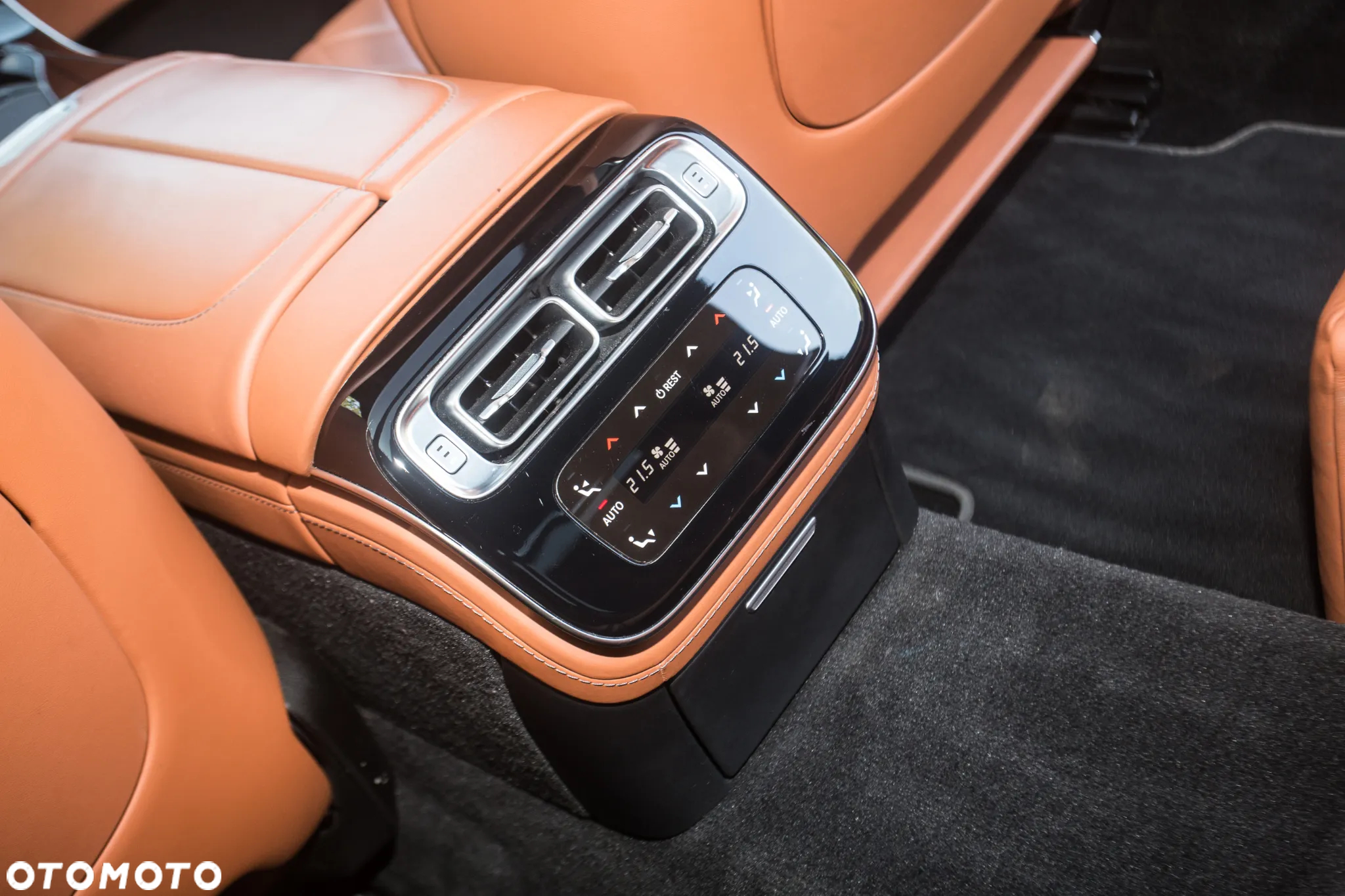 Mercedes-Benz Klasa S 400 d 4-Matic L 9G-TRONIC - 14