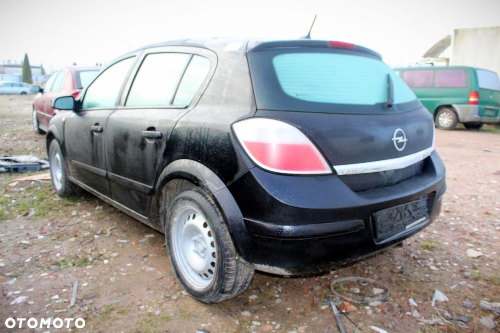 Opel Astra H 2005 1.9CDTI Z19DTJ Hatchback 5-drzwi (MASKA, ZDERZAK, LAMPA, BŁOTNIK, DRZWI, SZYBA, FO - 4