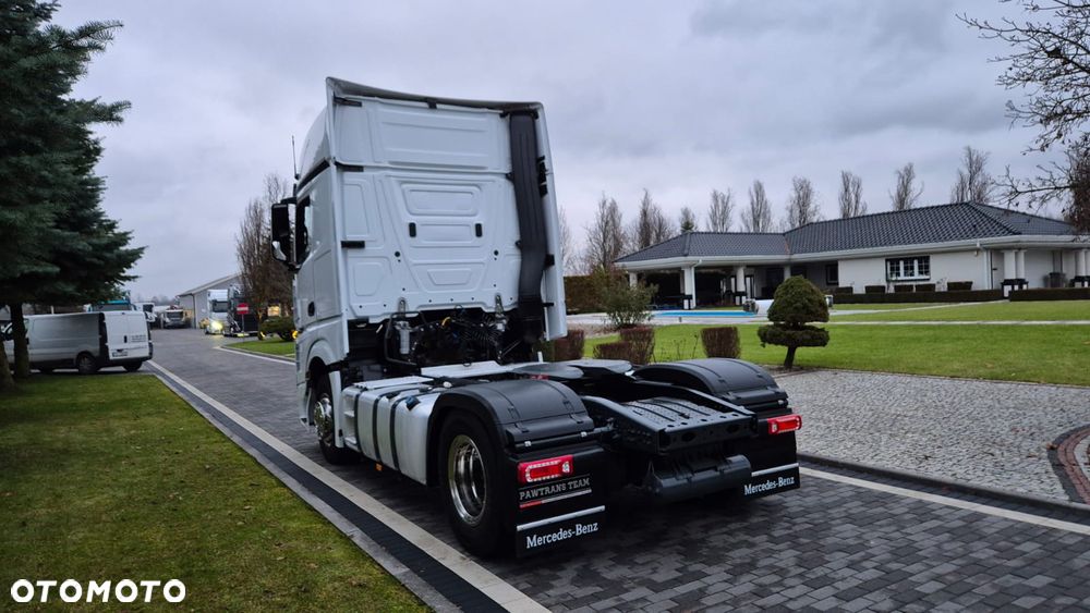 Mercedes-Benz MERCEDES-BENZ///ACTROS///1845/// MP5///2022///GIGA SPACE///SALONKA/// STANDARD///PODUSZKI///LEDY///VIRTUAL COCPIT///KLIMATYZACJA POSTOJOWA/// WAGA///NAWIGACJA///STAN BARDZO DOBRY - 7