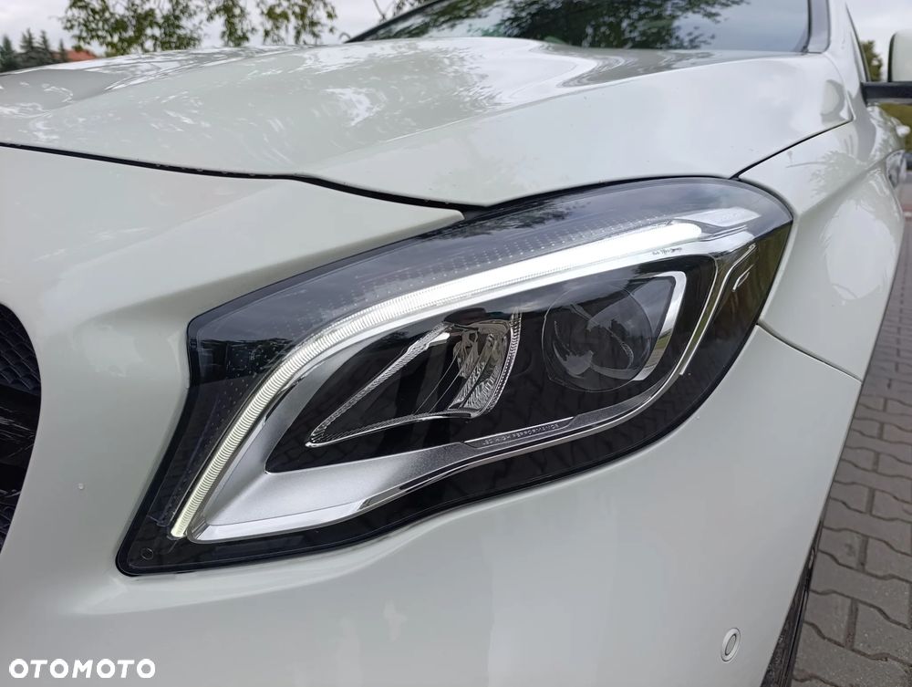 Mercedes-Benz GLA AMG 45 4-Matic - 20