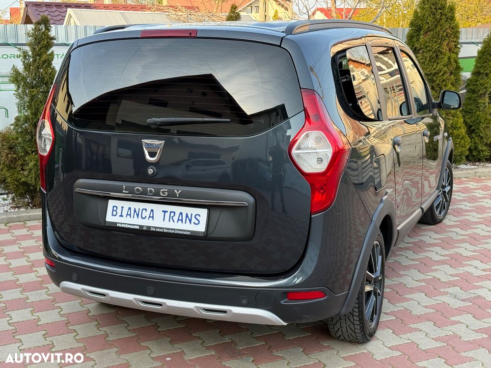 Dacia Lodgy 1.5 dCi Stepway - 17