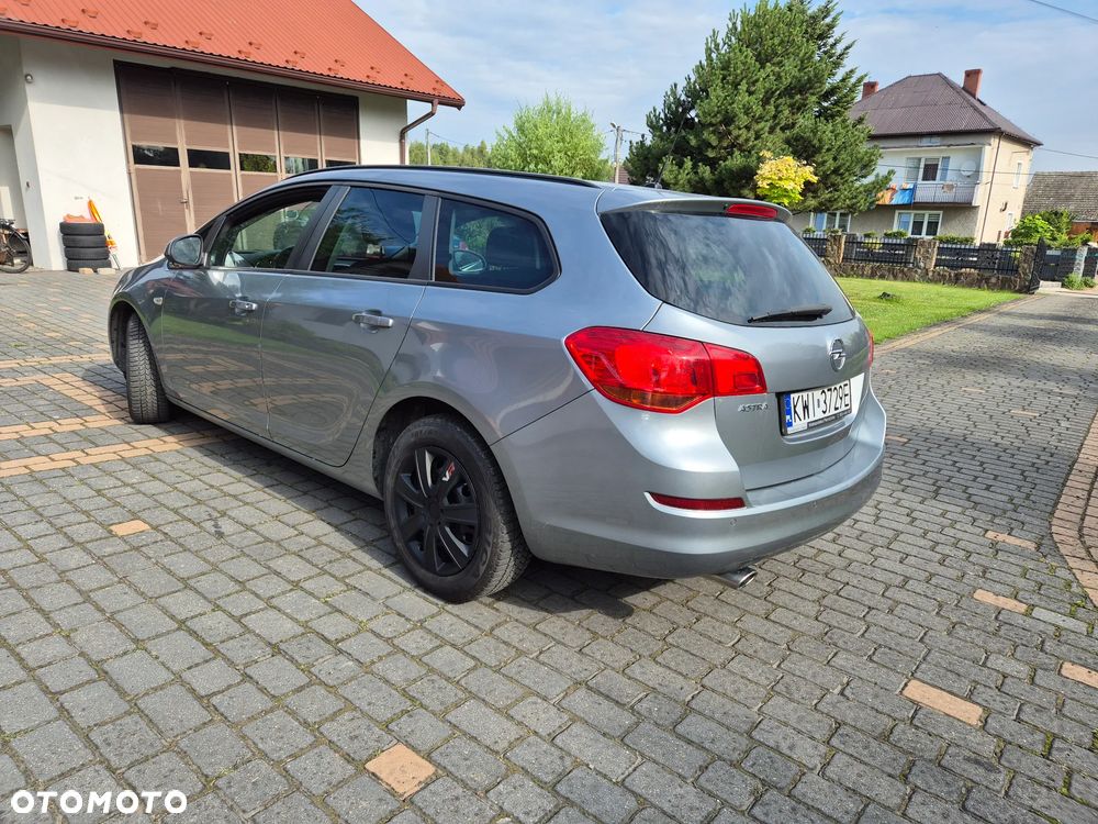 Opel Astra IV 1.4 T Cosmo S&S - 13