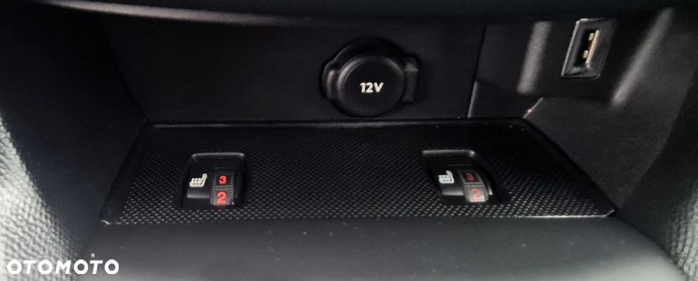 Peugeot 308 BlueHDi 130 Stop & Start Allure Business-Paket - 33