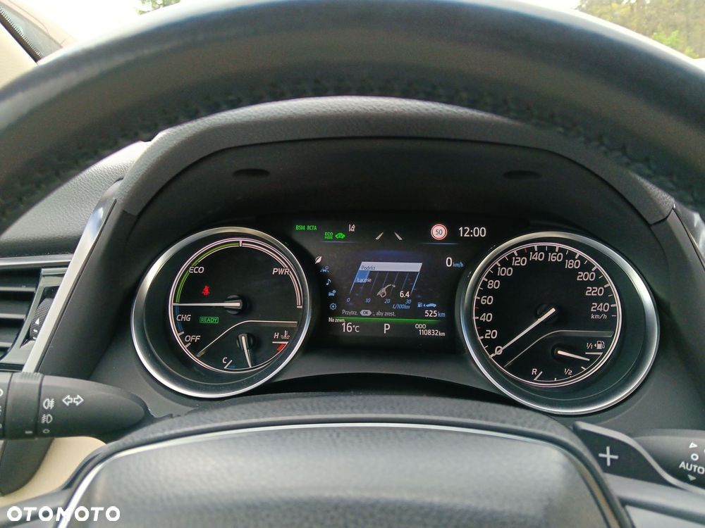 Toyota Camry - 14