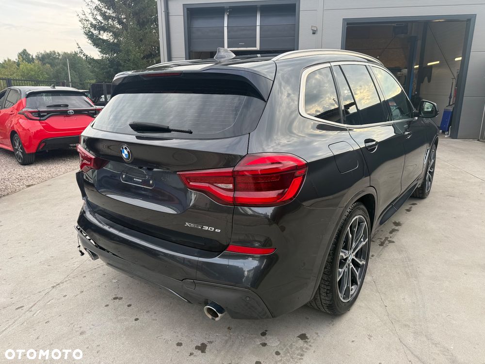 BMW X3 xDrive30e M Sport Edition - 7