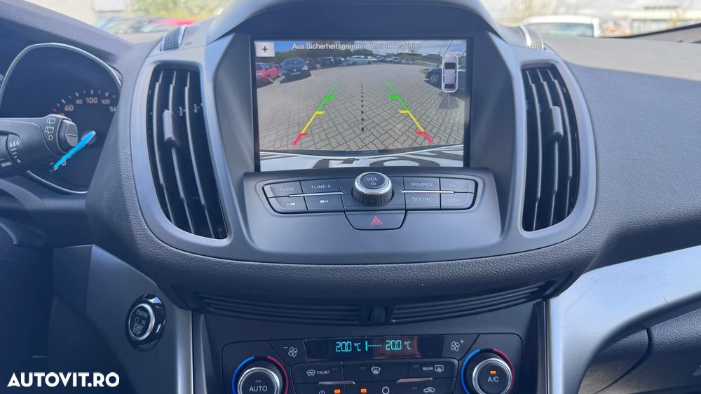 Ford Kuga 1.5 EcoBoost 2x4 Cool & Connect - 9