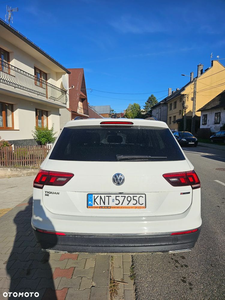Volkswagen Tiguan Allspace 2.0 TSI 4Mot Highline DSG - 4