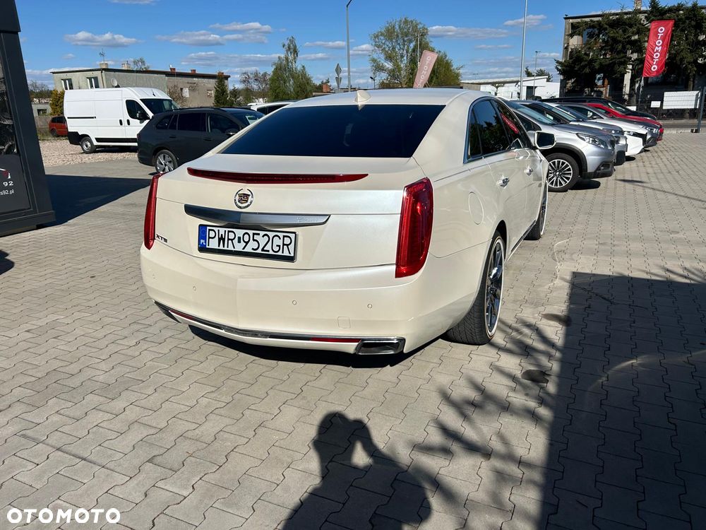 Cadillac XTS - 7