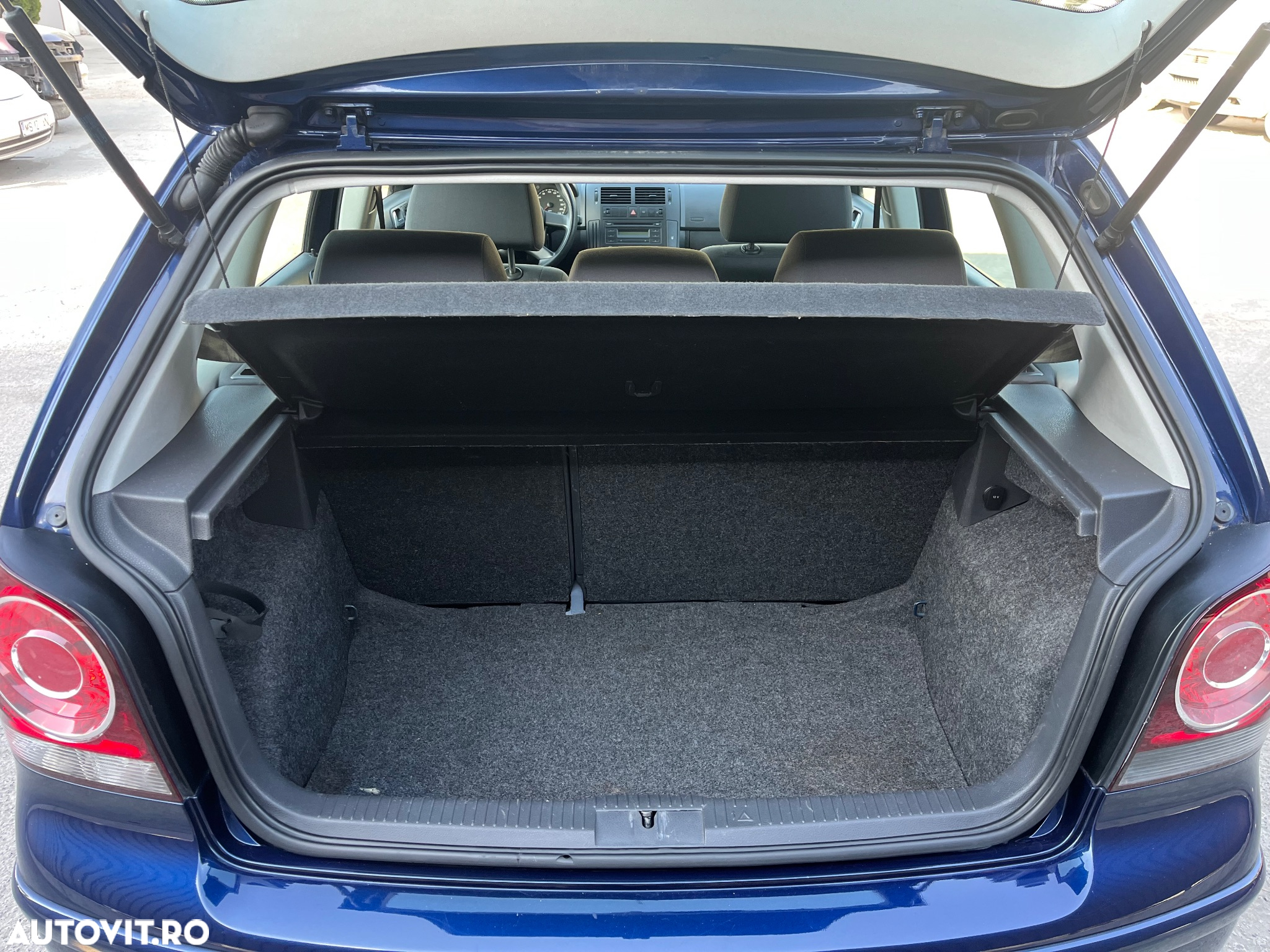 Volkswagen Polo 1.4 - 15