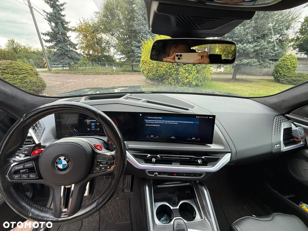 BMW XM - 5