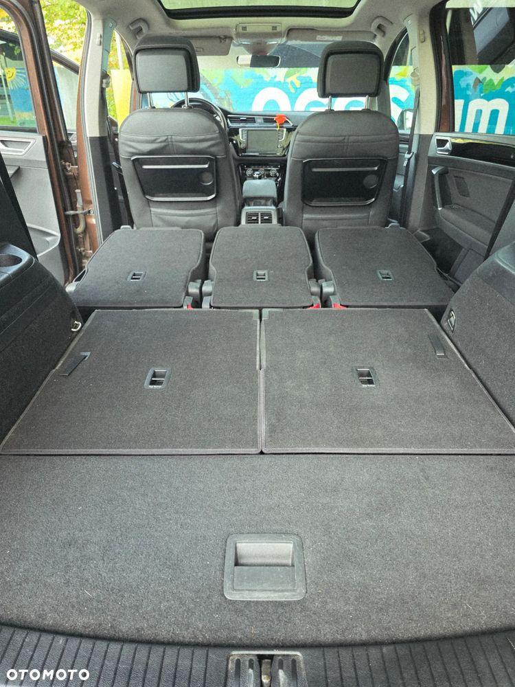 Volkswagen Touran 2.0 TDI BMT Highline - 17