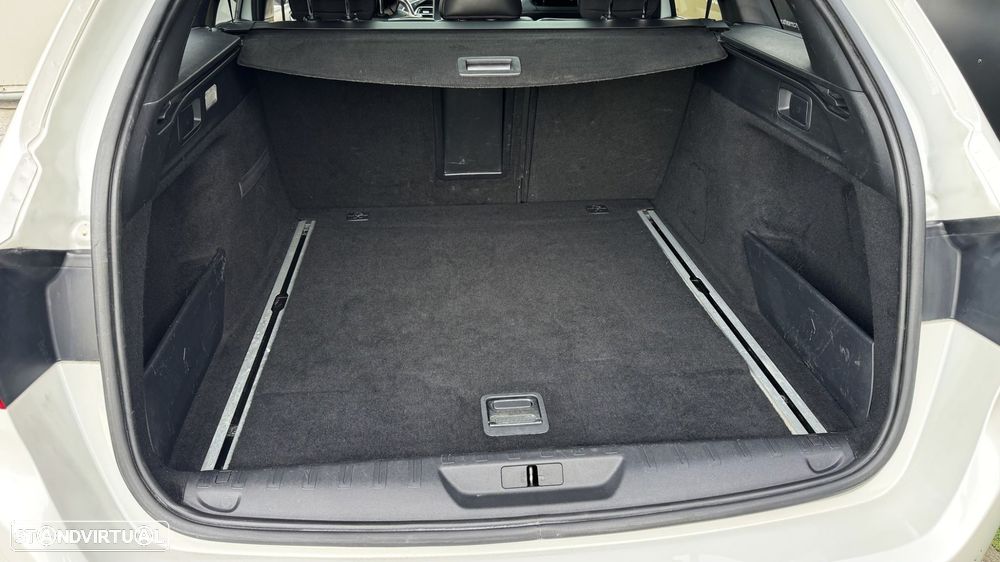 Peugeot 308 SW 2.0 BlueHDi GT Line - 28