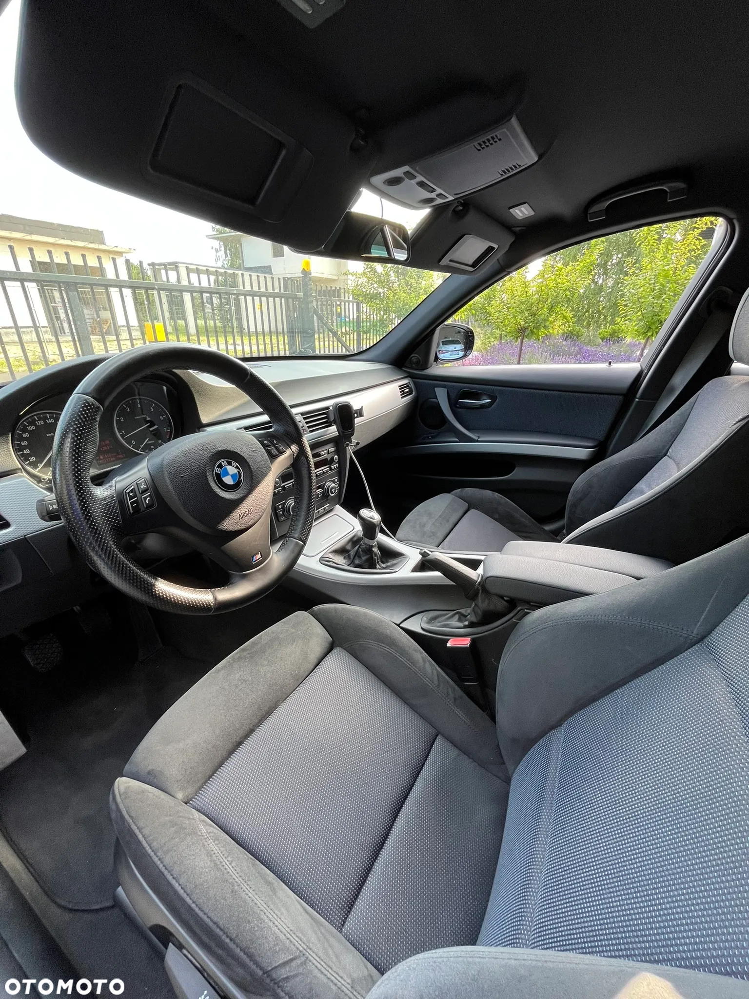 BMW Seria 3 320i - 10