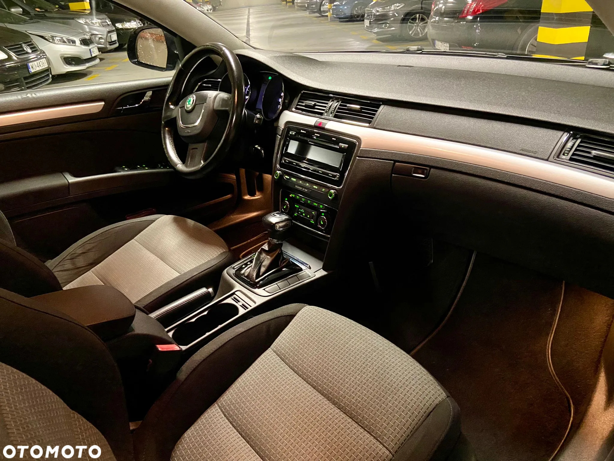 Skoda Superb 1.8 TSI Ambition DSG - 16