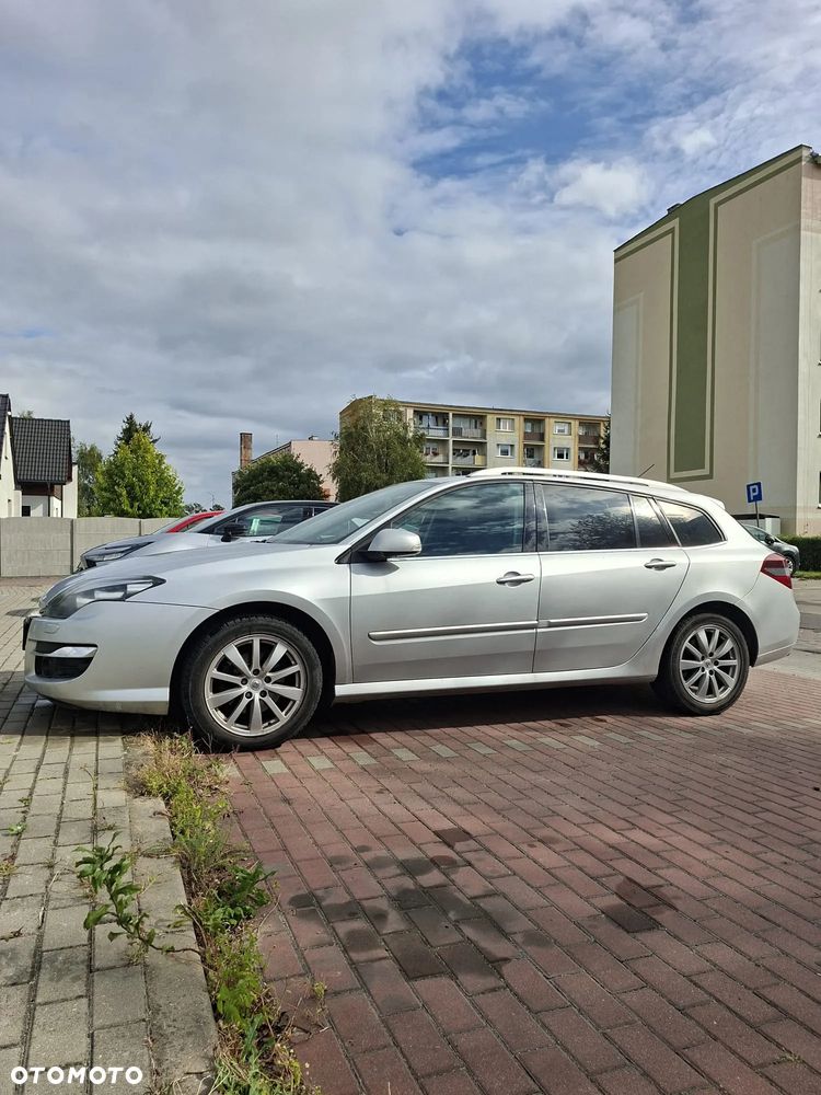 Renault Laguna 2011 photo 5