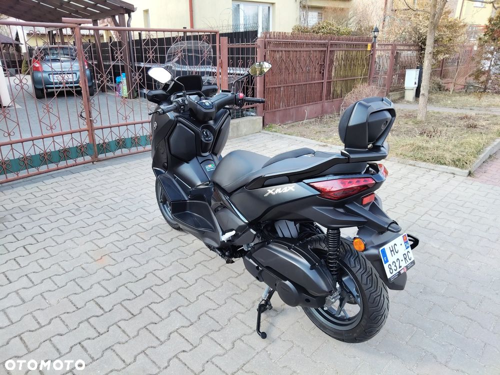 Yamaha X-max - 5
