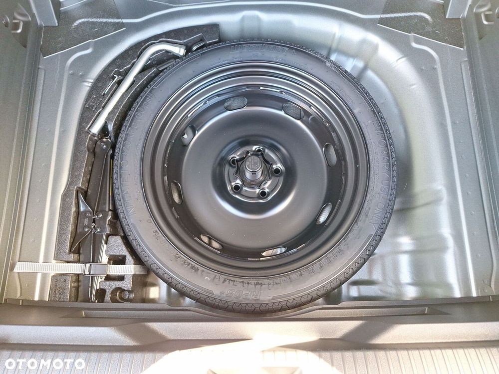 Volkswagen T-Roc - 36