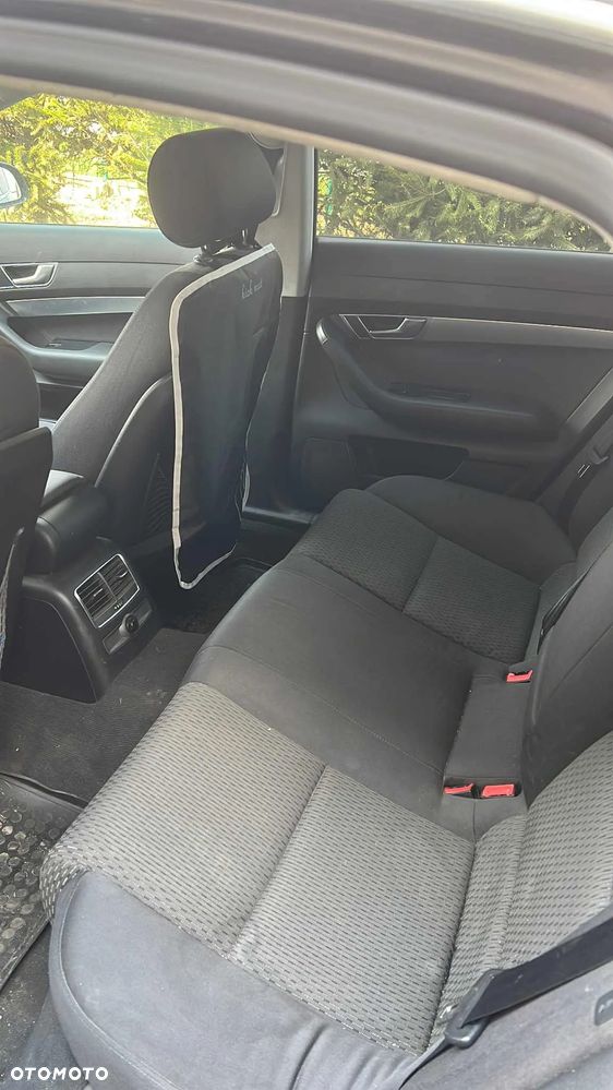 Audi A6 - 6