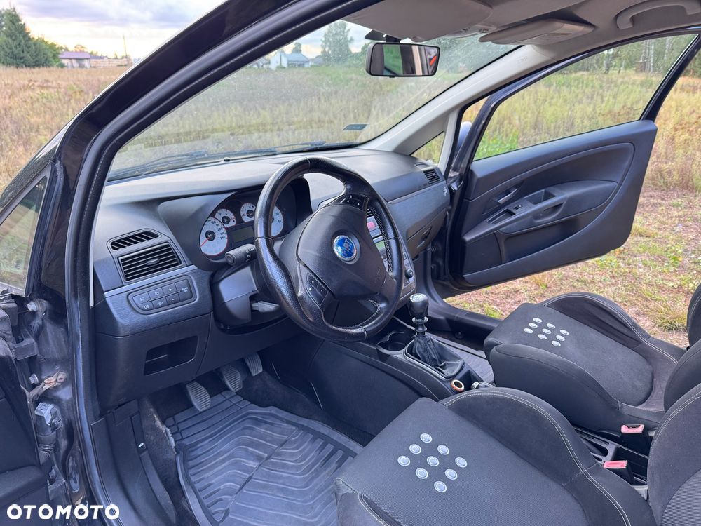 Fiat Punto - 8