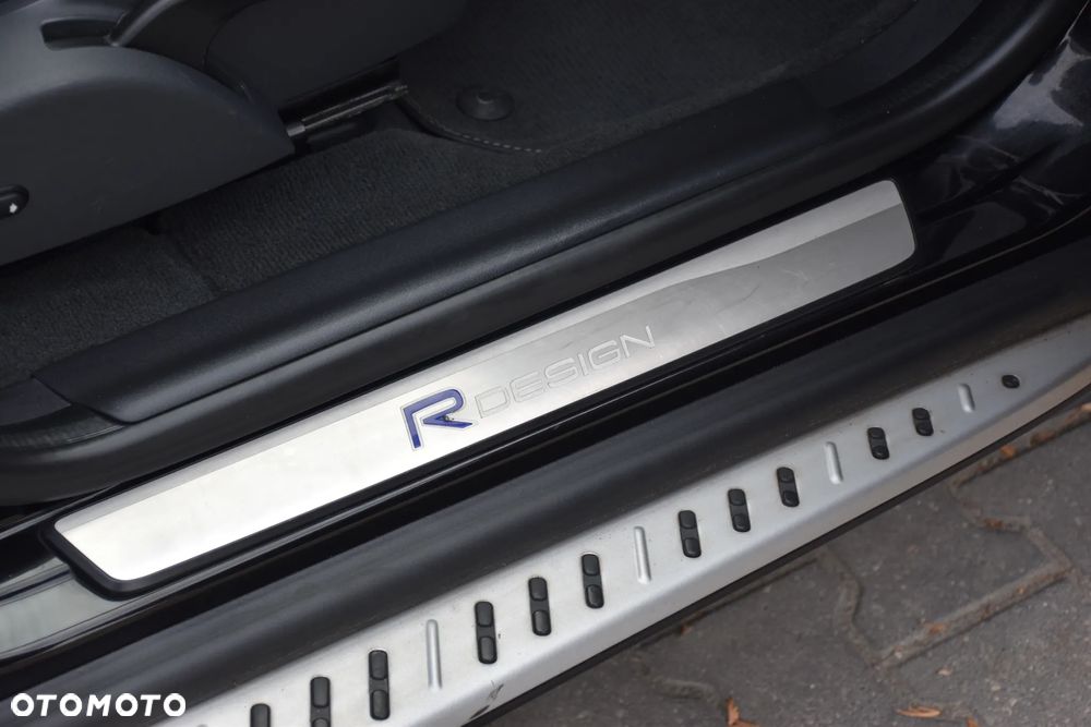 Volvo XC 60 D3 Drive-E R-Design Momentum - 21