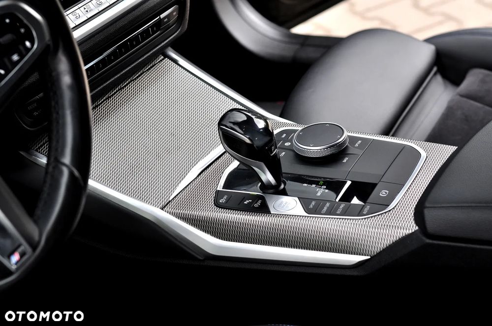 BMW Seria 3 320d M Sport sport - 31