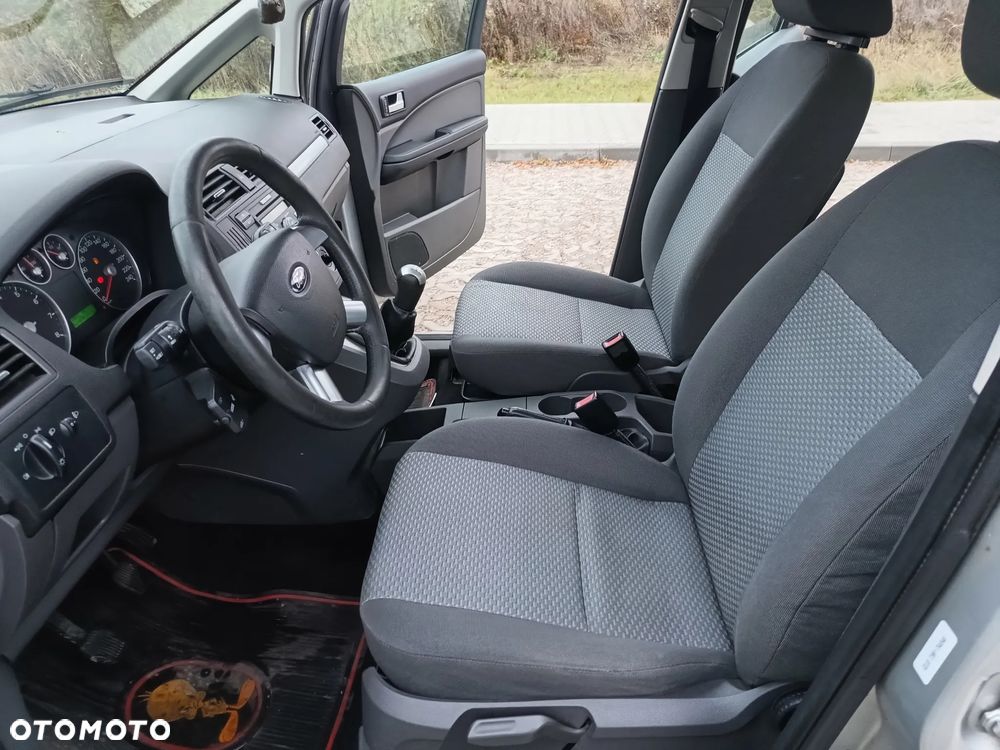 Ford Focus C-Max - 14