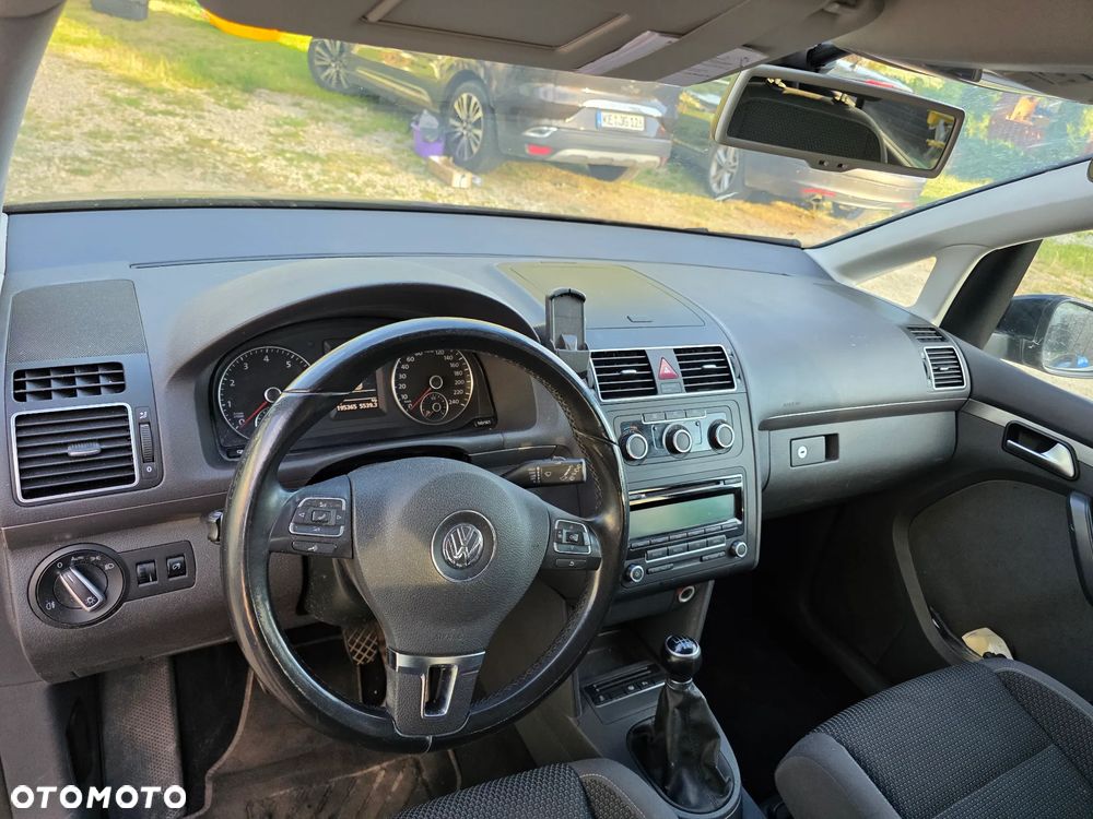 Volkswagen Touran - 7