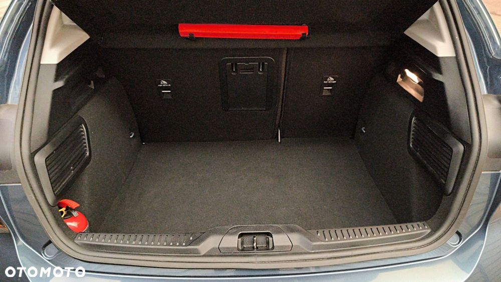 Ford Focus 1.0 EcoBoost mHEV Titanium X - 12
