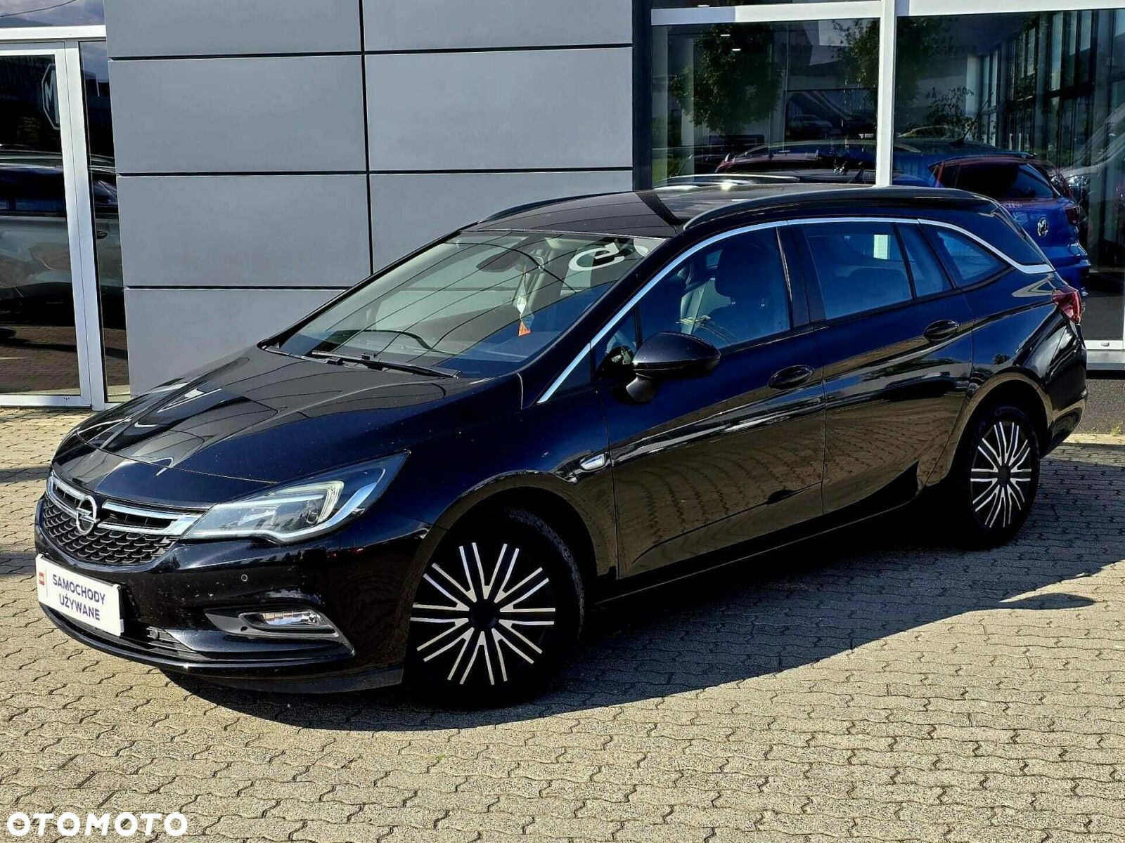 Opel Astra V 1.4 T Dynamic S&S - 2