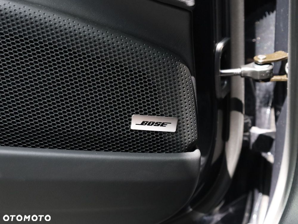 Porsche Panamera - 16