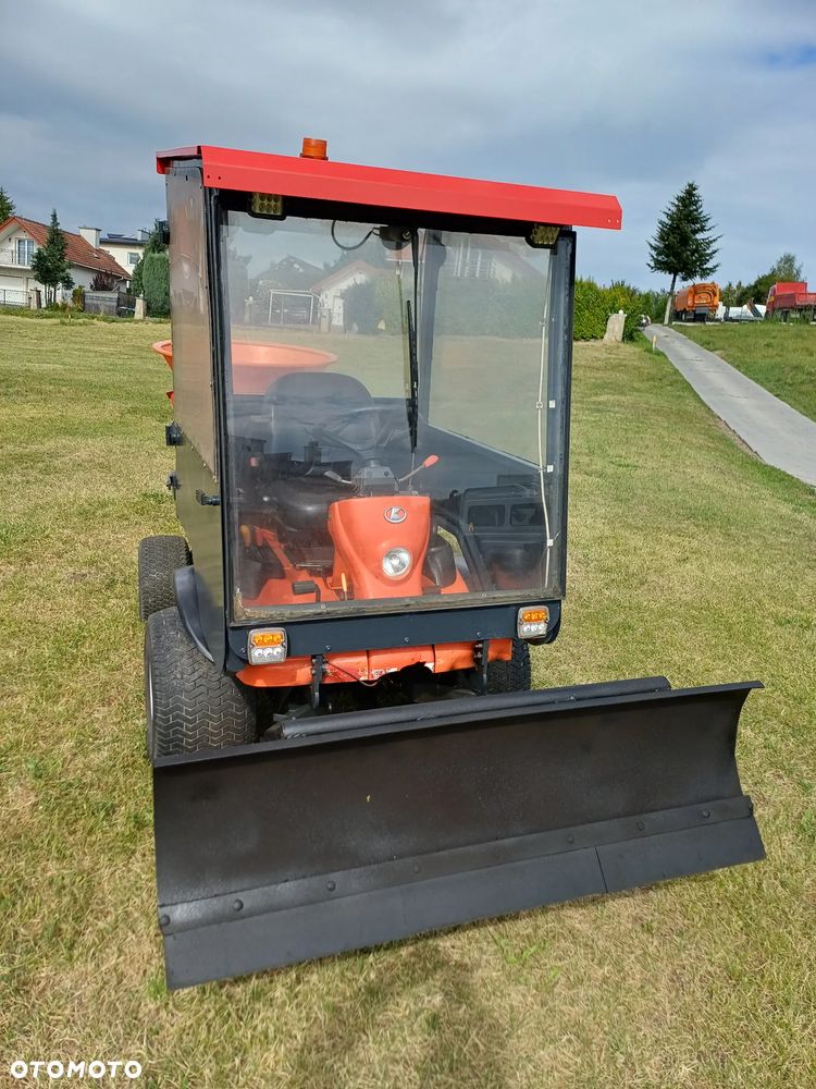 Kubota F3680 - 10