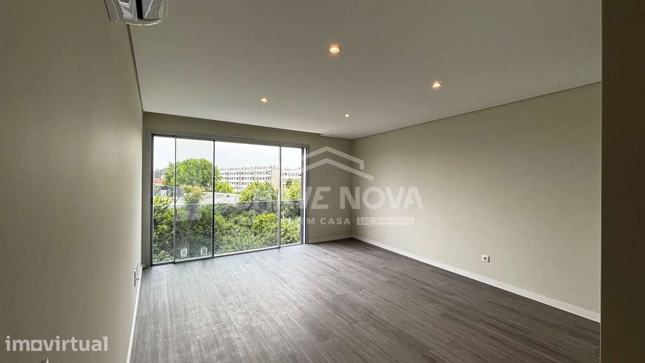 T1 Novo na Senhora da Hora (Matosinhos) - Grande imagem: 4/21