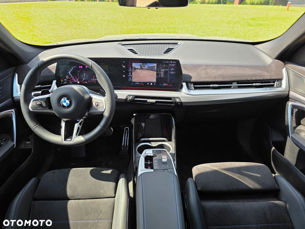 BMW X1 sDrive18i - 14