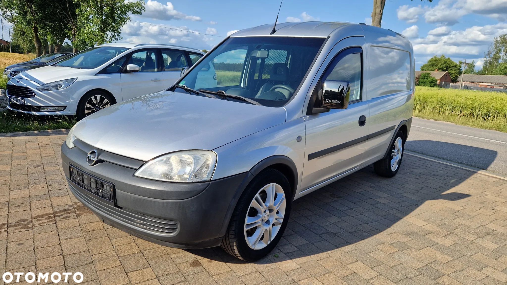 Opel Combo Tour 1.6 CNG Cosmo - 1