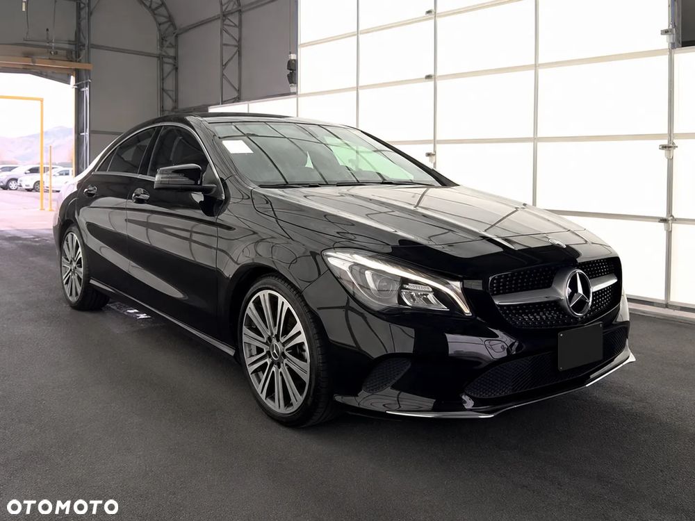 Mercedes-Benz CLA 250 4-Matic - 2