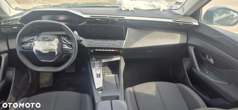 Peugeot 308 1.2 PureTech Allure Pack S&S EAT8 - 18