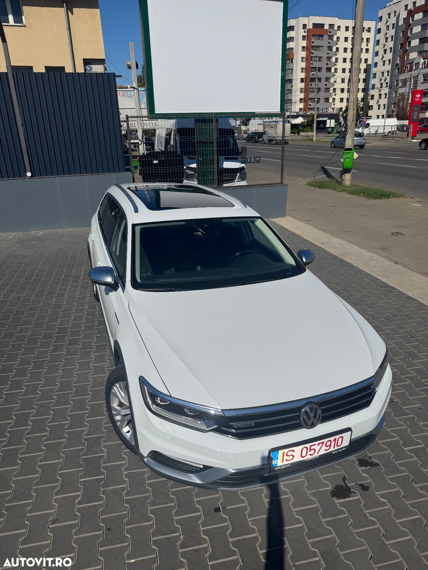 Volkswagen Passat Variant 2.0 TDI DSG Highline - 3