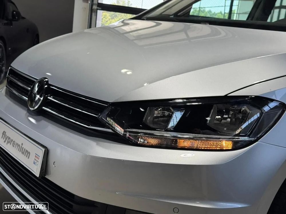 VW Touran 2.0 TDI Confortline - 24